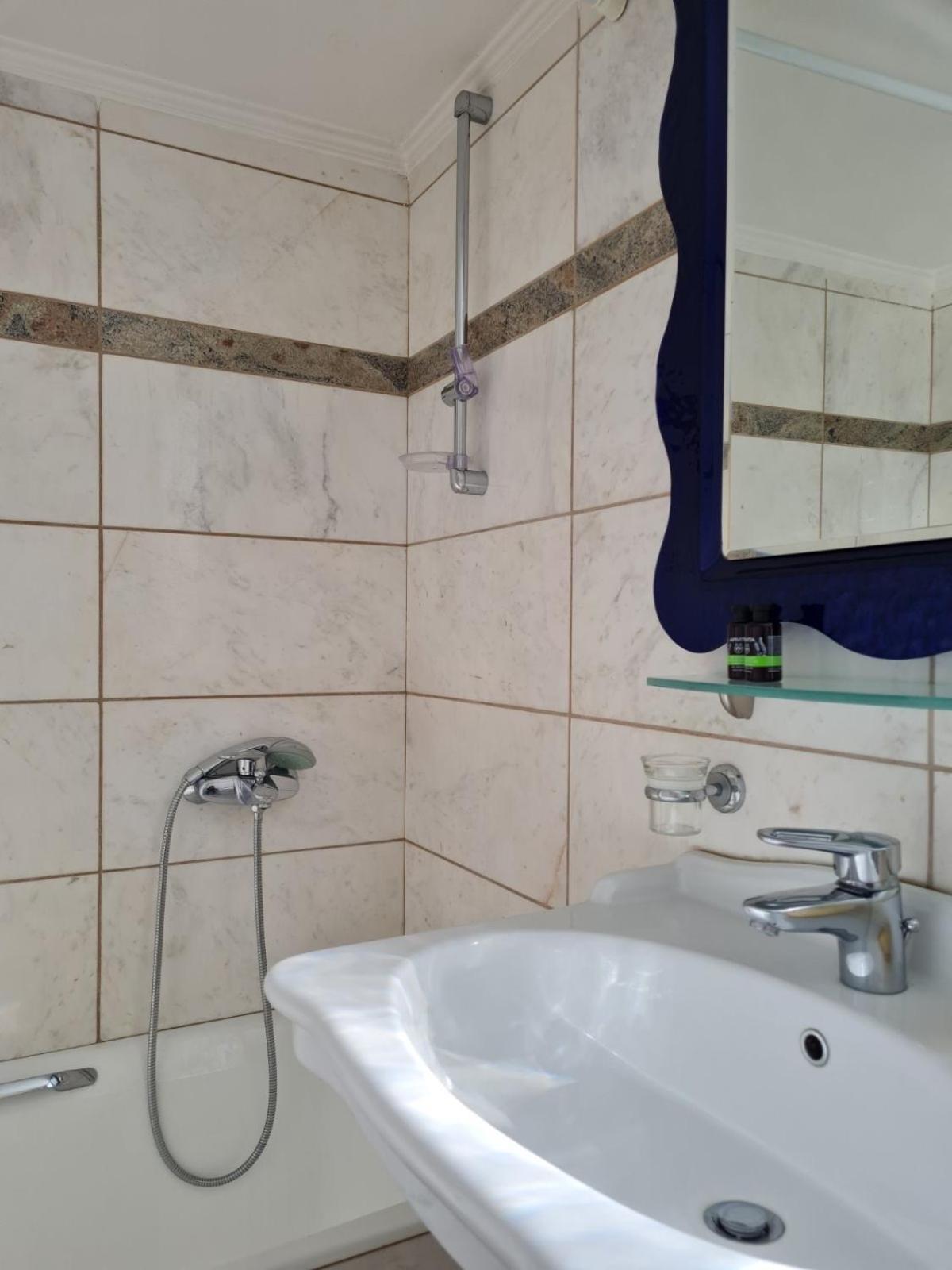 Papastavrou Apartments Kalawrita Pokój zdjęcie